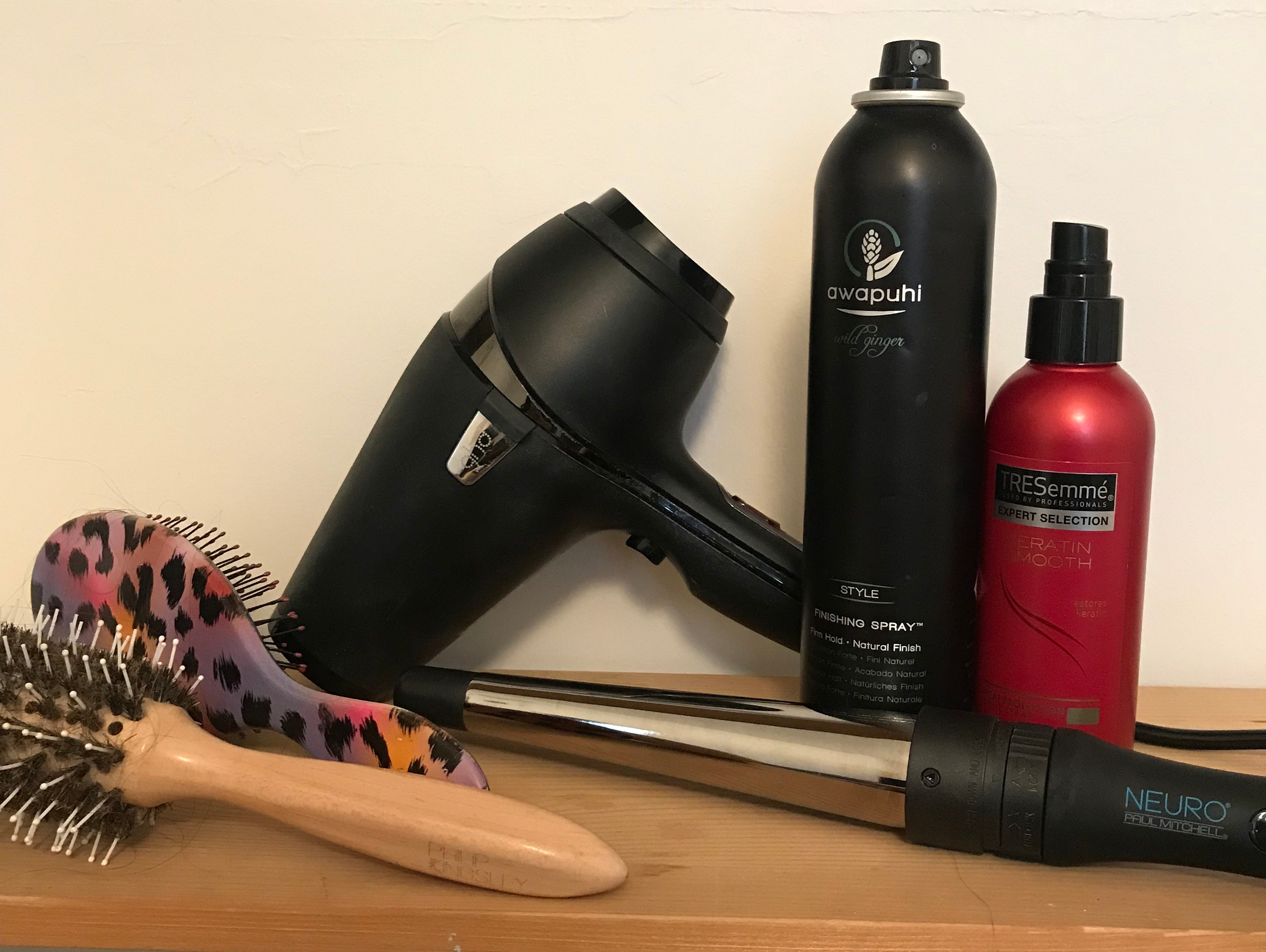 hair-products-curler-hairdryer